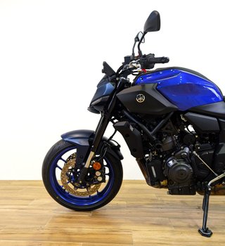 YAMAHA MT-07   (modelo actual) A2 2026