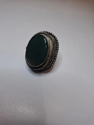 Anillo Vintage Étnico con Compartimento