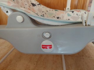Mecedora vibradora bebés Fisher Price