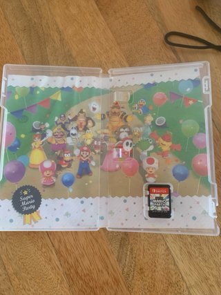Nintendo Switch + Super Mario Party + Accesorios