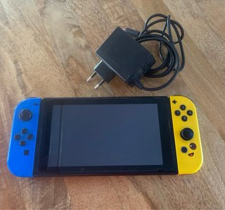 Nintendo Switch + Super Mario Party + Accesorios