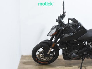 KTM DUKE 390