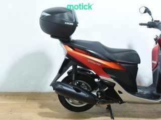 YAMAHA TRICITY 125 (TOP CASE)