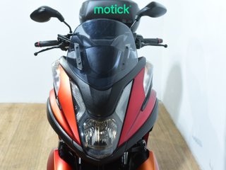 YAMAHA TRICITY 125 (TOP CASE)