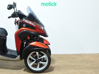 YAMAHA TRICITY 125 (TOP CASE)