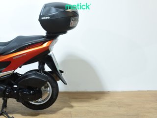 YAMAHA TRICITY 125 (TOP CASE)