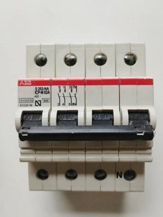 Magnetotermico ABB S253-NA 63A 4P