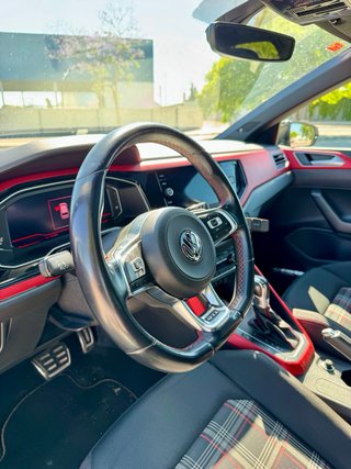 Volkswagen Polo GTI 2.0 TSI DSG
