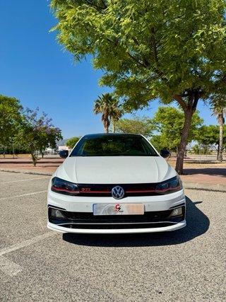 Volkswagen Polo GTI 2.0 TSI DSG