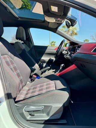 Volkswagen Polo GTI 2.0 TSI DSG