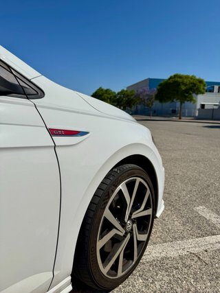 Volkswagen Polo GTI 2.0 TSI DSG