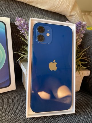 iPhone 12 128GB Azul Caja y Accesorios Nuevos