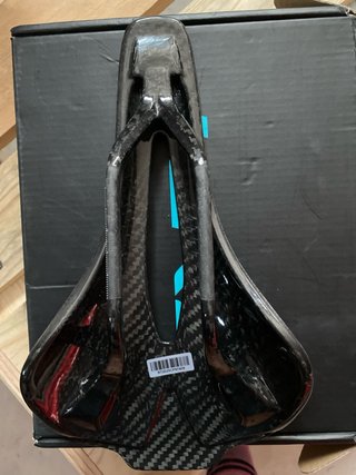 Sillín RYET Full Carbon 3D ultimate