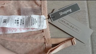 Traje de encaje nude nuevo con etiqueta
