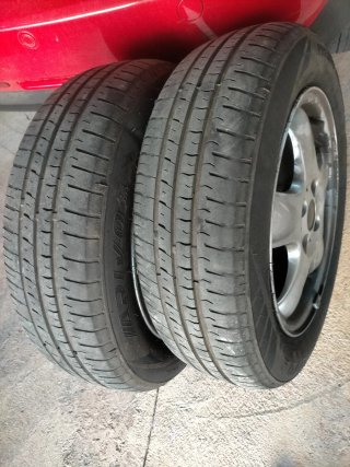 4 Llantas Mini Cooper con neumáticos.