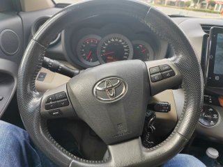 Toyota RAV4 2010
