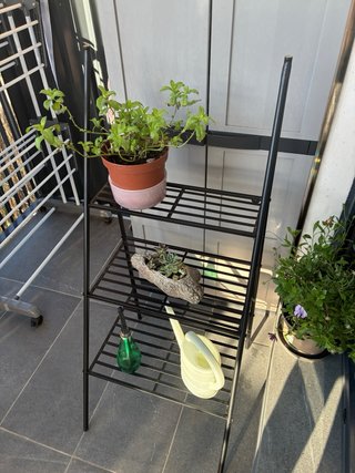 Estantería para plantas negra