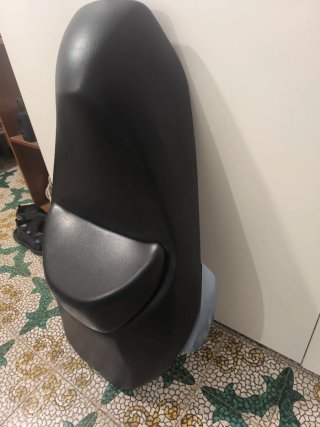 Asiento Suzuki Burgman 125/200 (2006)