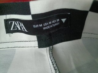 Pantalón Zara cuadros blanco y negro
