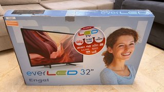 TV Engel 32 HD con mando y caja