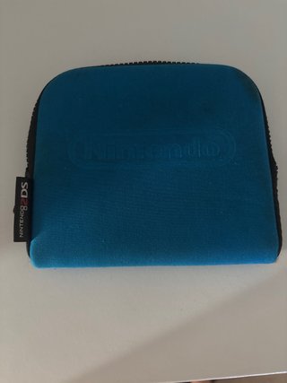 Nintendo 2DS Nera + 3 Giochi + Custodia