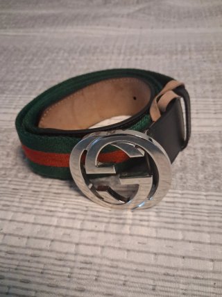Bolso Prada Negro Hombre y correa gucci  Originale