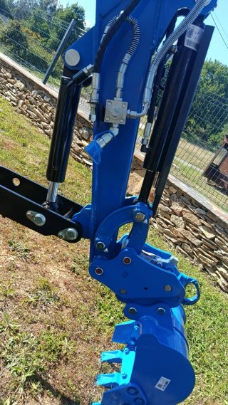 Mini excavadora Rippa R10 ECO