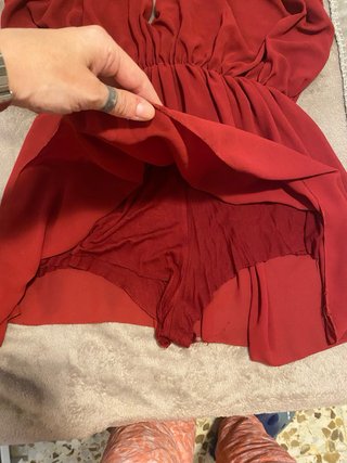 Mono corto rojo volantes nuevo