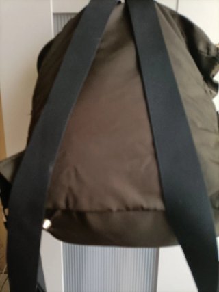 Mochila Zara Verde Oliva y Dorada