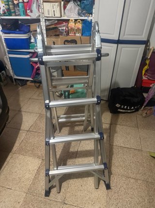 Escalera aluminio multiusos plegable