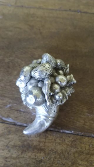 Cornucopia grappolo d'uva placcata argento 925