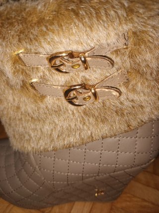 Botas Beige con Forro de Pelo