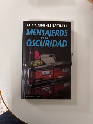 Mensajeros de la oscuridad