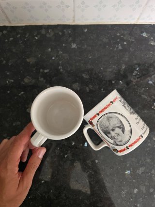 Tazas conmemorativas boda Carlos y Lady Diana 1981