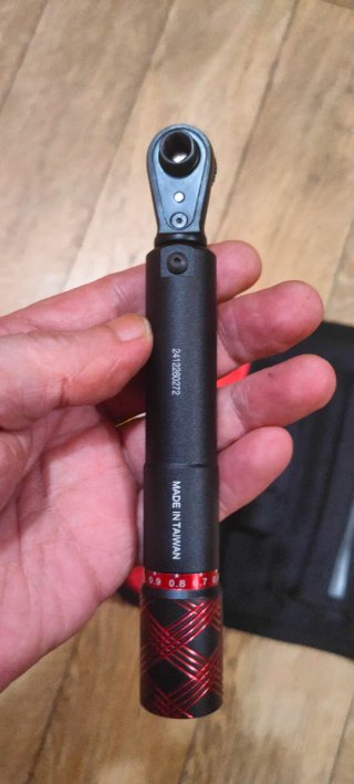 Mini llave dinamométrica 2-14 Nm