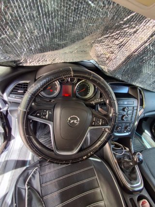 Opel Astra 2010