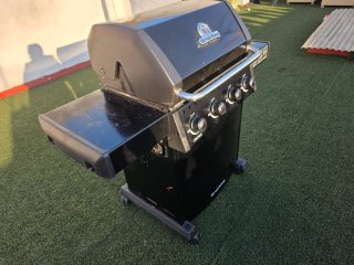 Barbacoa Broil King Negra