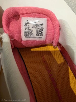 Zapatillas Nike Blancas y Rosas