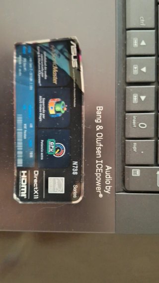 Portátil Asus Core i7 Nvidia Plata