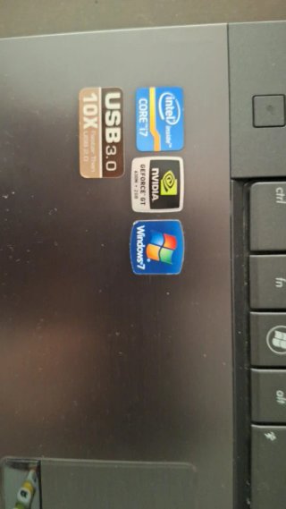 Portátil Asus Core i7 Nvidia Plata