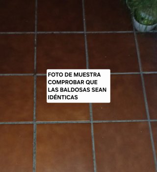 Gres porcelánico marrón / 25x25
