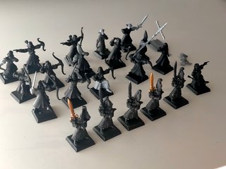 Altos Elfos: 5 Maestros Espada y 15 Arqueros