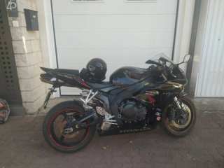 Honda CBR 1000 RR SC57 2008 Negra