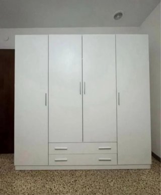 Ultime unità di armadi in offerta!