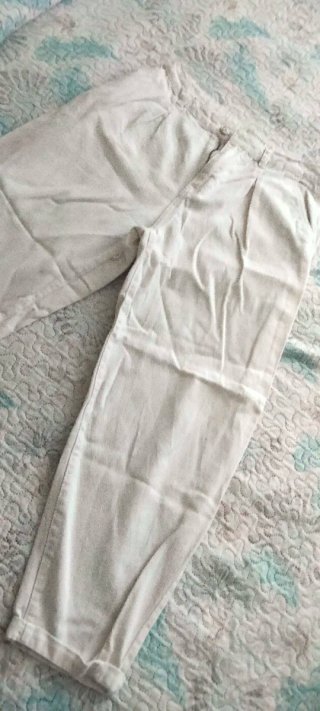 Pantaloni bianchi
