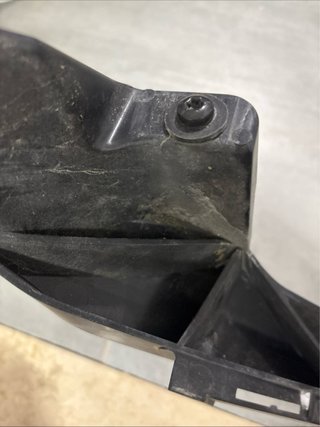 Supporto Faro Destro Audi Originale audi q5 2022