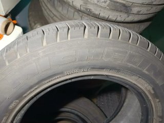 Michelin 215/65R16C 106/104T Neumático