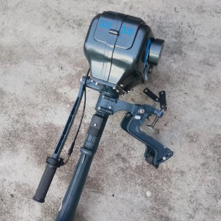 Motore fuoribordo 2 tempi 3,5CV non funzionante