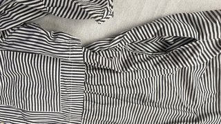 Camisa de rayas blanca y negra French connection