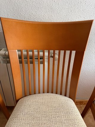 Comedor extensible madera + 4 sillas